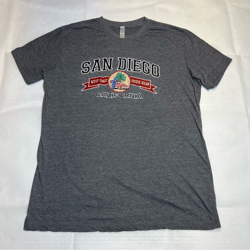 San Diego Shirt Mens Large Gray Grey Embroidered TeeMax California West Coast
